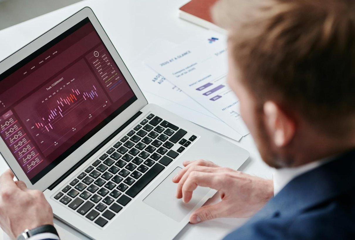 What Is A CRM and How Does It Work in Digital Marketing? A Beginner’s Breakdown