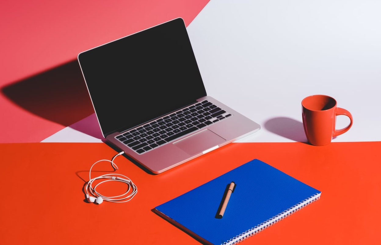 What Is a Multichannel Marketing Strategy? 7 Examples for Small Businesses